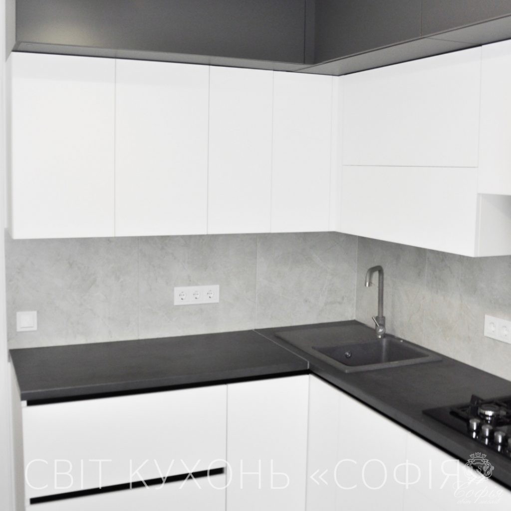 Сучасна кухня #30 у білих та темно-сірих кольорах - Світ меблів СОФІЯ